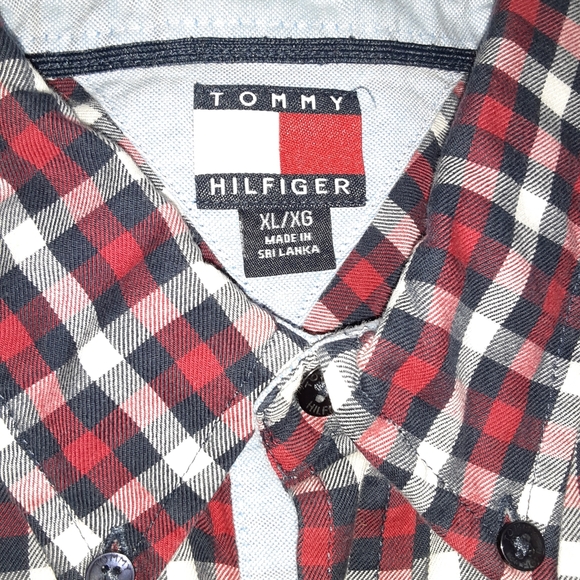 Tommy Hilfiger shirt - Picture 3 of 4